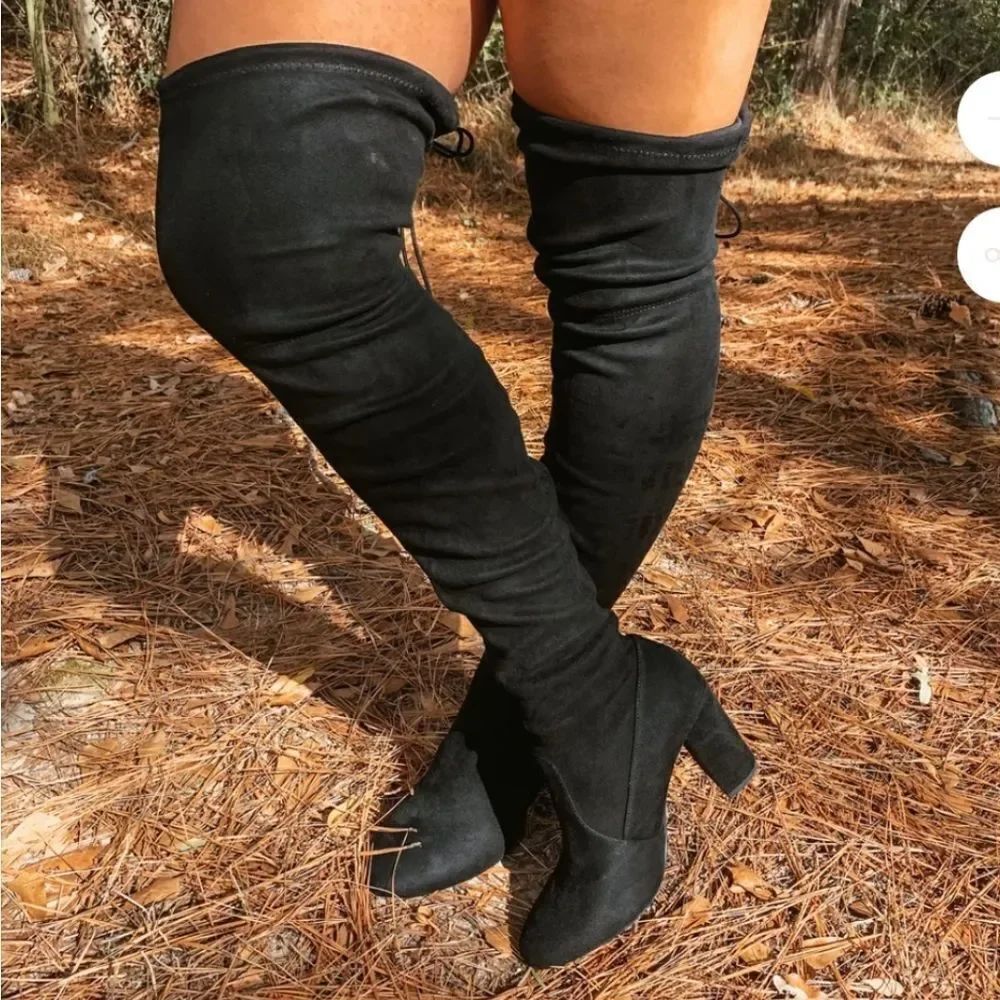 STEVE MADDEN SUEDE OVER THE KNEE LENGTH WOMEN"S BOOT
